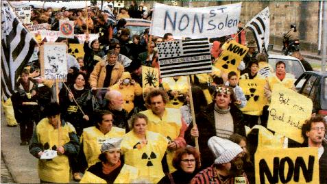 Dans les rues de Dinan le 18.2.2000